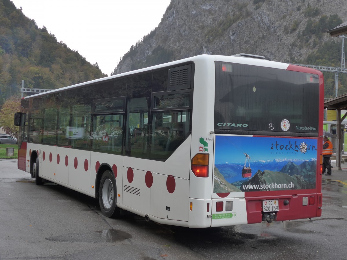 (155'743) - Stryffeler, Boltigen - BE 320'159 - Mercedes (ex TPF Fribourg Nr. 78) am 13. Oktober 2014 beim Bahnhof Wimmis