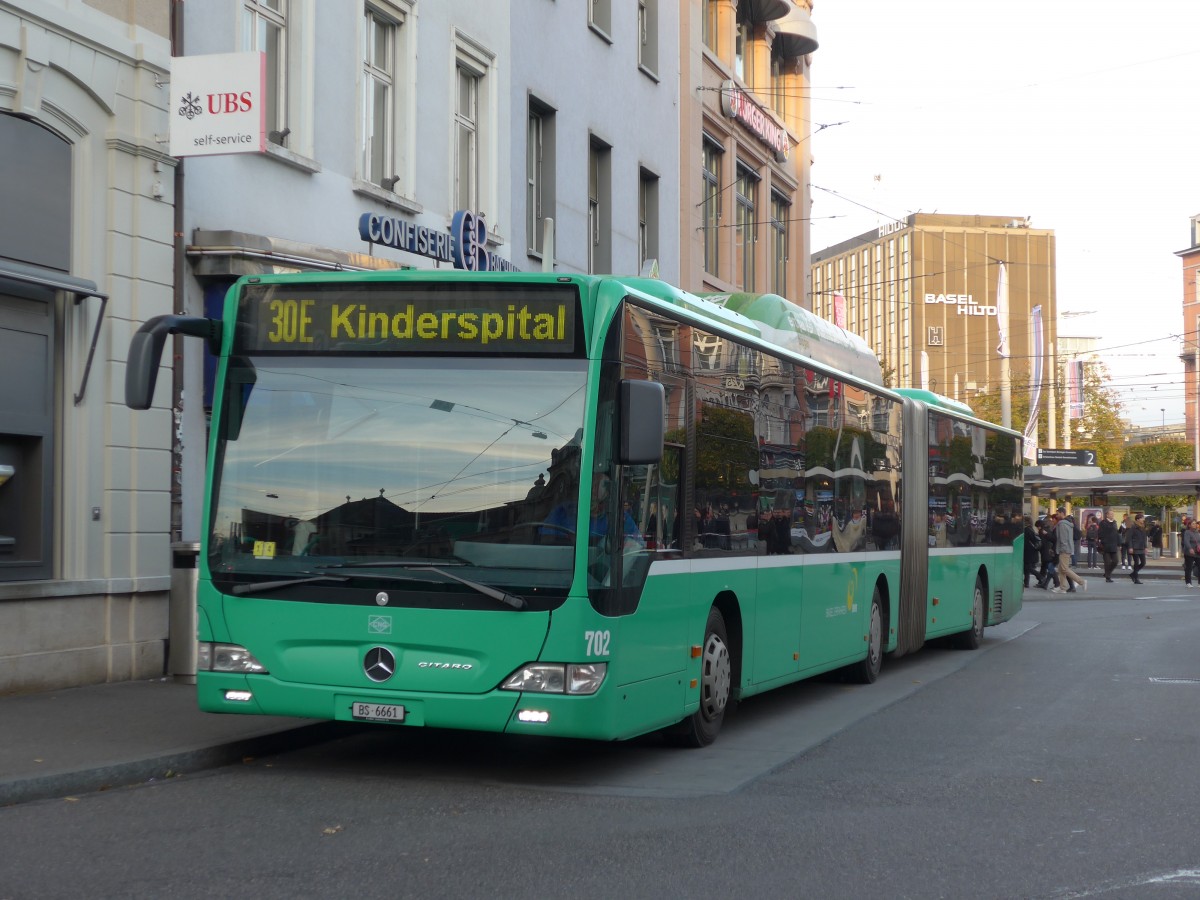 (156'183) - BVB Basel - Nr. 702/BS 6661 - Mercedes am 27. Oktober 2014 beim Bahnhof Basel