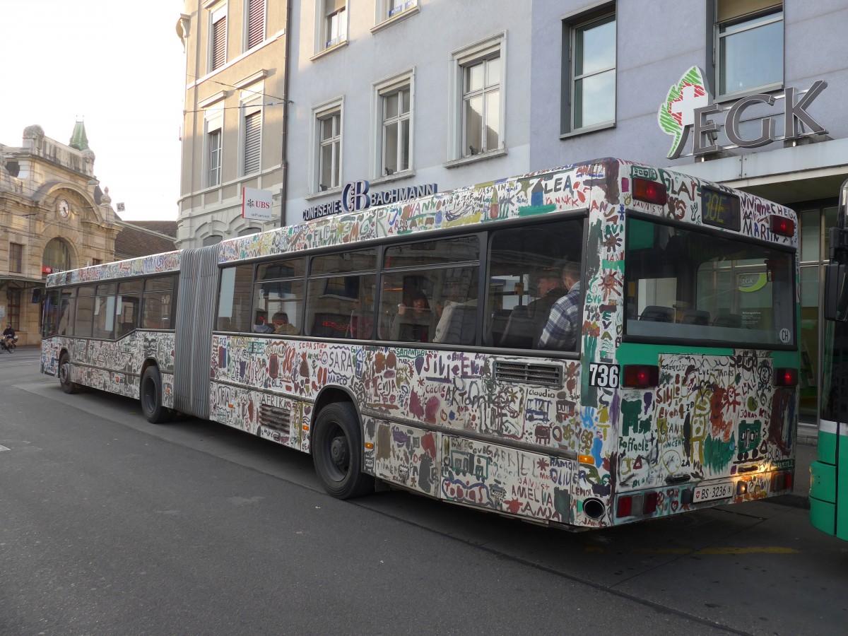 (156'186) - BVB Basel - Nr. 736/BS 3236 - Mercedes (ex VAG Freiburg/D Nr. 936) am 27. Oktober 2014 beim Bahnhof Basel