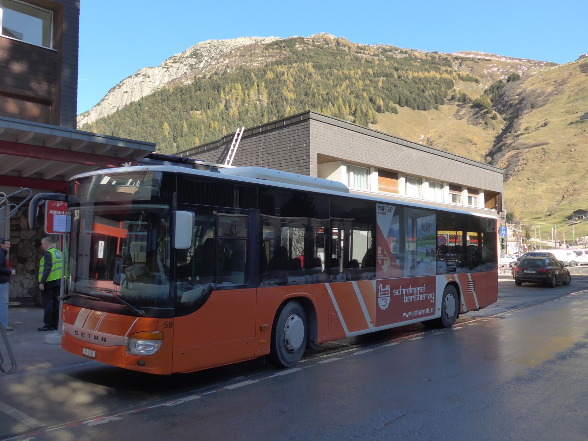 (156'351) - AAGU Altdorf - Nr. 58/UR 9348 - Setra am 31. Oktober 2014 beim Bahnhof Andermatt