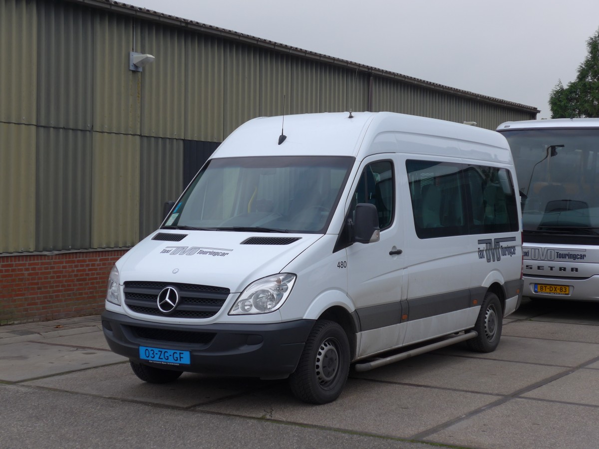 (156'714) - UVO, Uithuizermeeden - Nr. 480/03-ZG-GF - Mercedes am 18. November 2014 in Uithuizermeeden, Garage