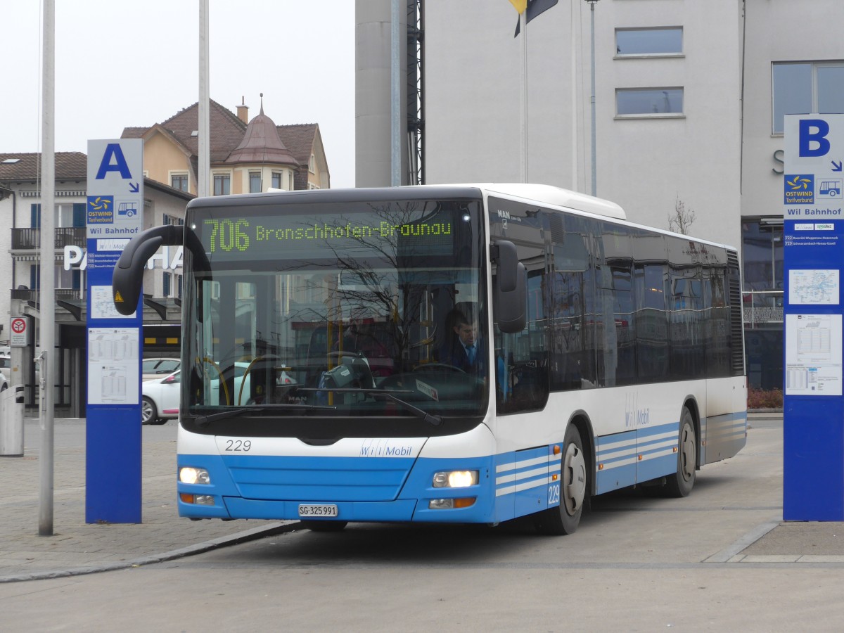 (157'519) - WilMobil, Wil - Nr. 229/SG 325'991 - MAN (ex BSW Sargans Nr. 330) am 26. November 2014 beim Bahnhof Wil