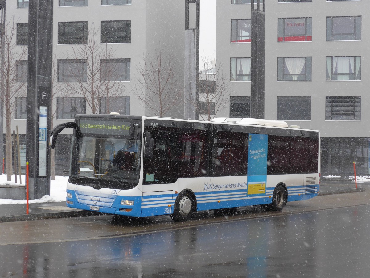 (158'564) - BSW Sargans - Nr. 321/SG 297'508 - MAN/Gppel am 1. Februar 2015 beim Bahnhof Sargans