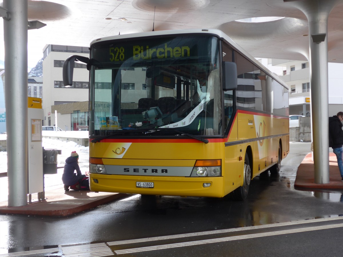 (158'775) - Autotour, Visp - VS 63'800 - Setra am 15. Februar 2015 beim Bahnhof Visp