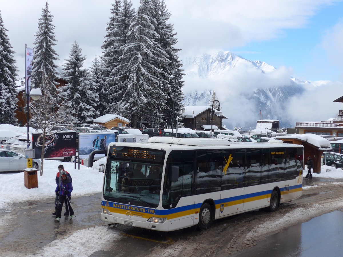 (158'833) - TMR Martigny - Nr. 102/VS 20'845 - Mercedes am 22. Februar 2015 in Verbier, Parking Ermitage