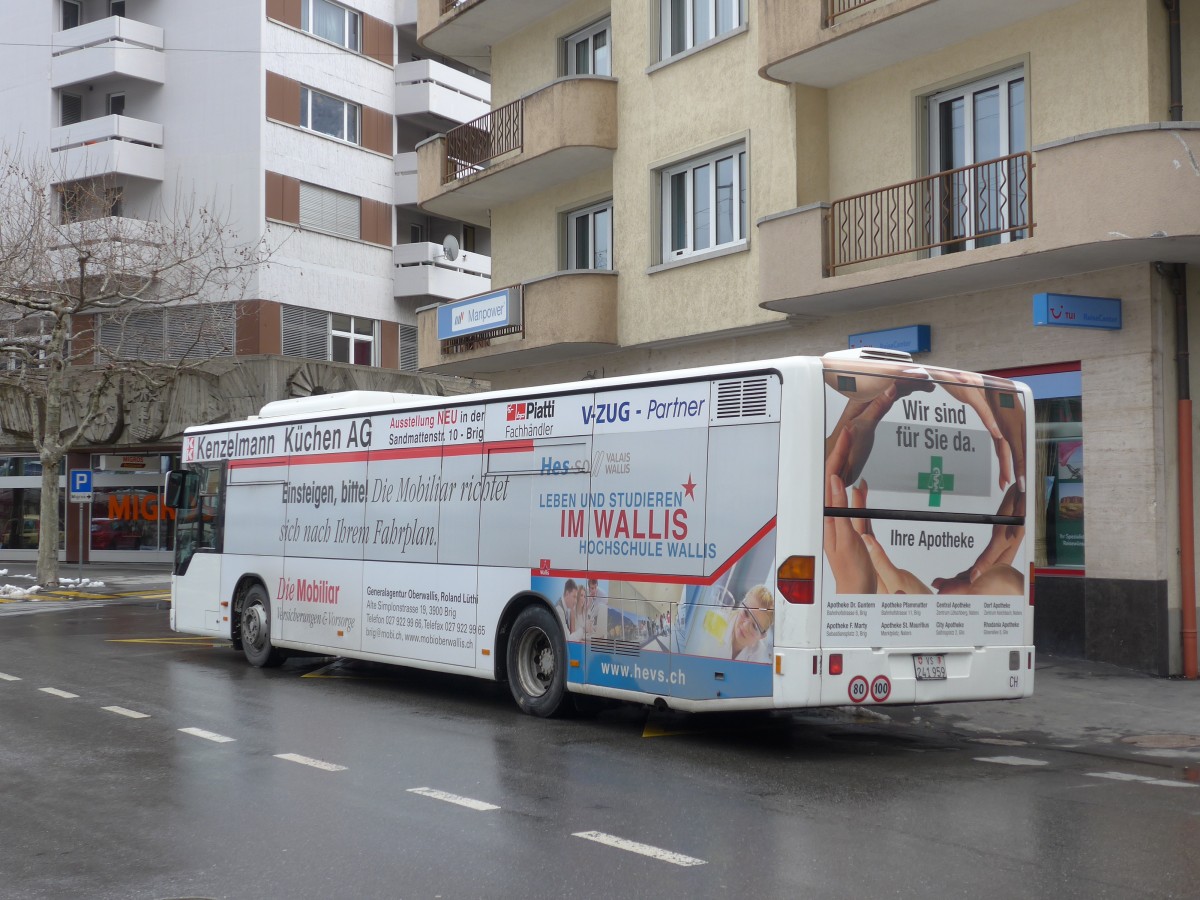 (158'866) - PostAuto Wallis - VS 241'959 - Mercedes am 22. Februar 2015 beim Bahnhof Brig