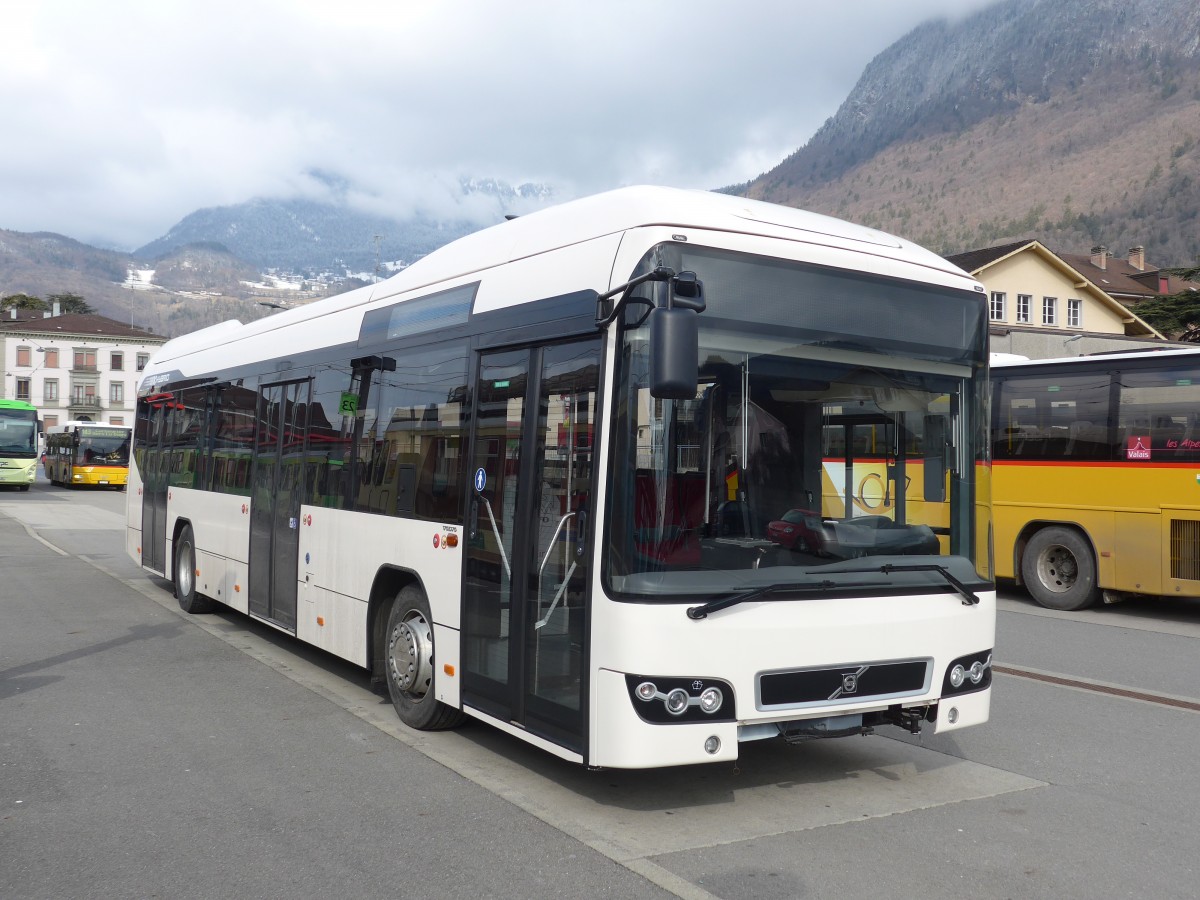 (158'898) - TPC Aigle - VD 1186 - Volvo (ex VZO Grningen Nr. 816) am 28. Februar 2015 beim Bahnhof Aigle