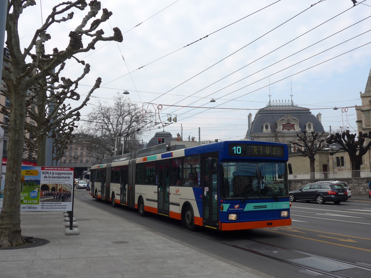 (159'153) - TPG Genve - Nr. 721 - NAW/Hess Doppelgelenktrolleybus (ex Nr. 709) am 14. Mrz 2015 in Genve, Place des Vingt-Deux-Cantons