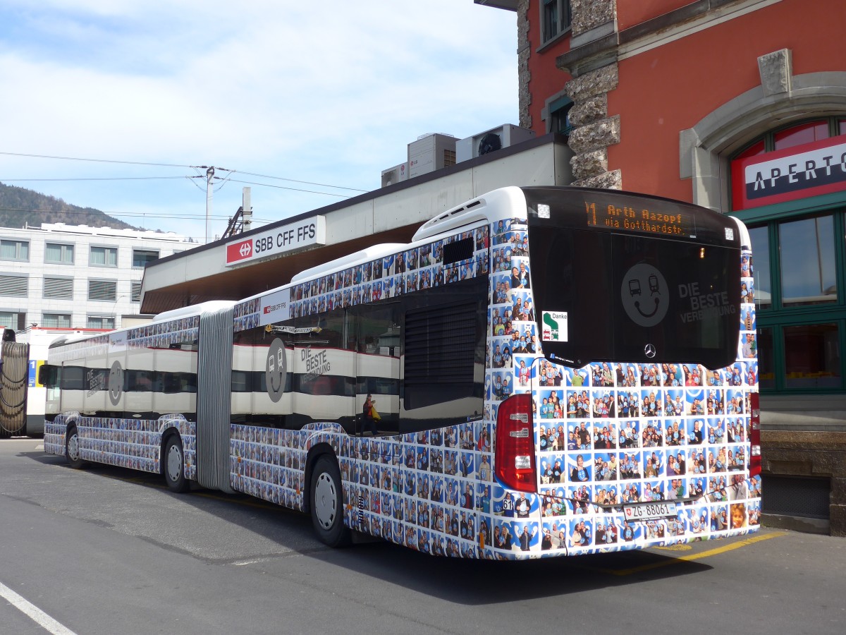 (159'269) - ZVB Zug - Nr. 61/ZG 88'061 - Mercedes am 17. Mrz 2015 beim Bahnhof Arth-Goldau