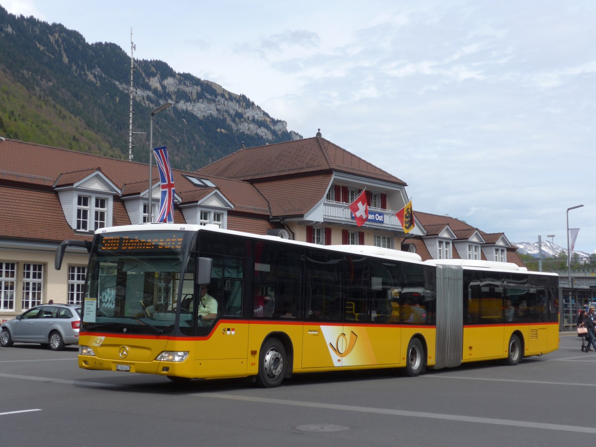 (160'098) - PostAuto Bern - Nr. 637/BE 560'407 - Mercedes am 26. April 2015 beim Bahnhof Interlaken Ost