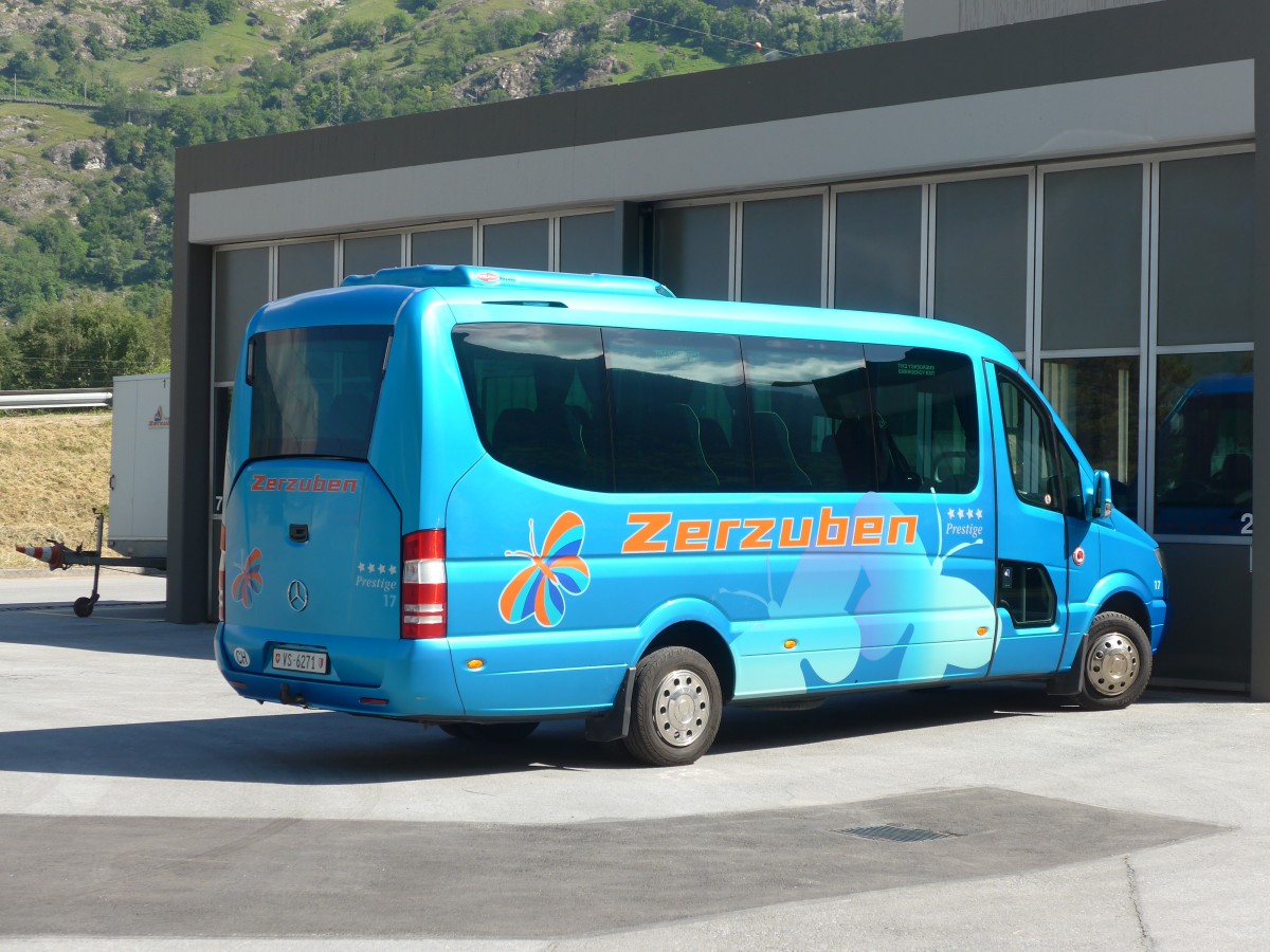 (161'085) - Zerzuben, Visp-Eyholz - Nr. 17/VS 6271 - Mercedes am 27. Mai 2015 in Eyholz, Garage