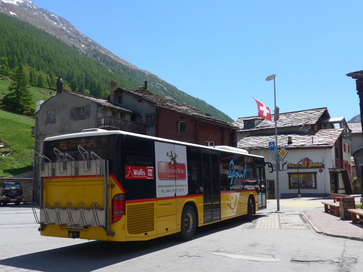 (161'132) - PostAuto Wallis - VS 25'030 - Setra (ex Anthamatten, Saas-Almagell) am 27. Mai 2015 in Saas-Grund, Post