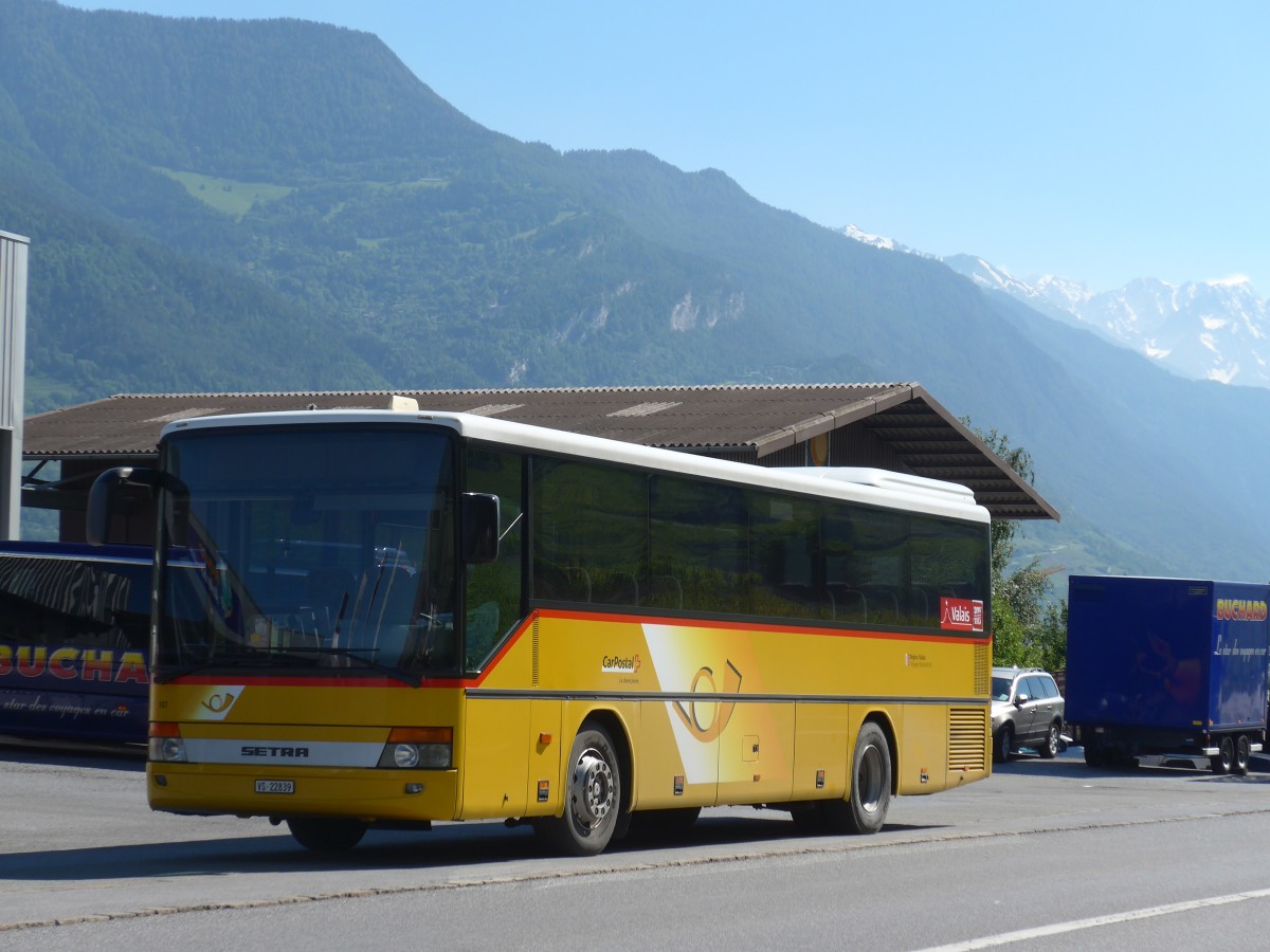 (161'197) - Buchard, Leytron - Nr. 107/VS 22'839 - Setra am 27. Mai 2015 in Leytron, Garage