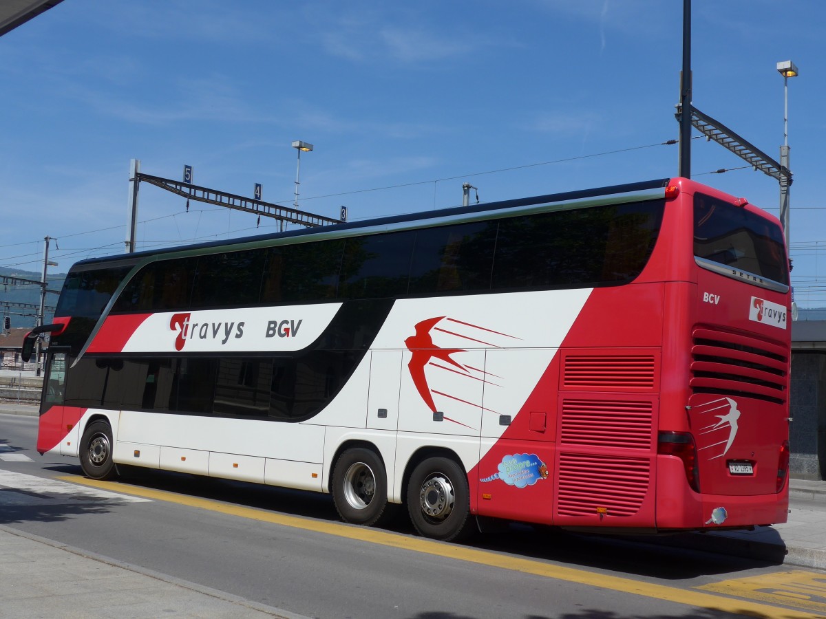 (161'321) - TRAVYS Yverdon - VD 1395 - Setra am 28. Mai 2015 beim Bahnhof Yverdon