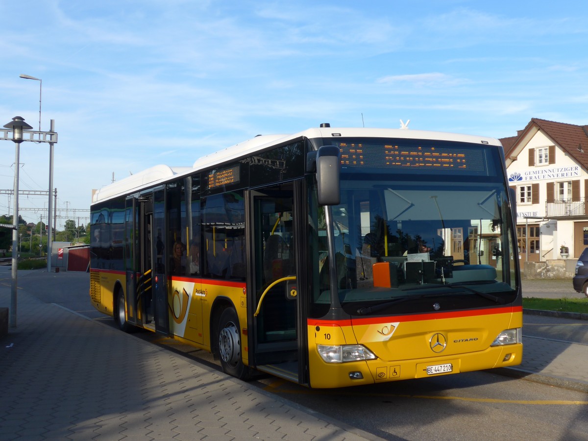 (161'407) - Engeloch, Riggisberg - Nr. 10/BE 447'210 - Mercedes am 28. Mai 2015 beim Bahnhof Schwarzenburg