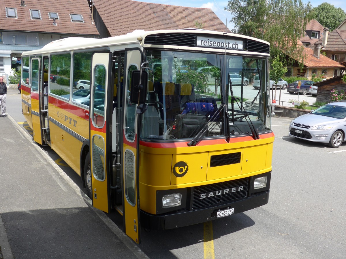 (161'467) - Bernair, Mnsingen - BE 651'182 - Saurer/Tscher (ex Schebath, Lauerz; ex Albin, Fllanden; ex Heim, Flums) am 30. Mai 2015 beim Bahnhof Laupen