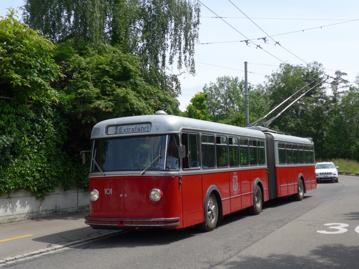 (161'650) - VW Winterthur - Nr. 101 - FBW/SWS Gelenktrolleybus am 31. Mai 2015 in Winterthur, Oberseen