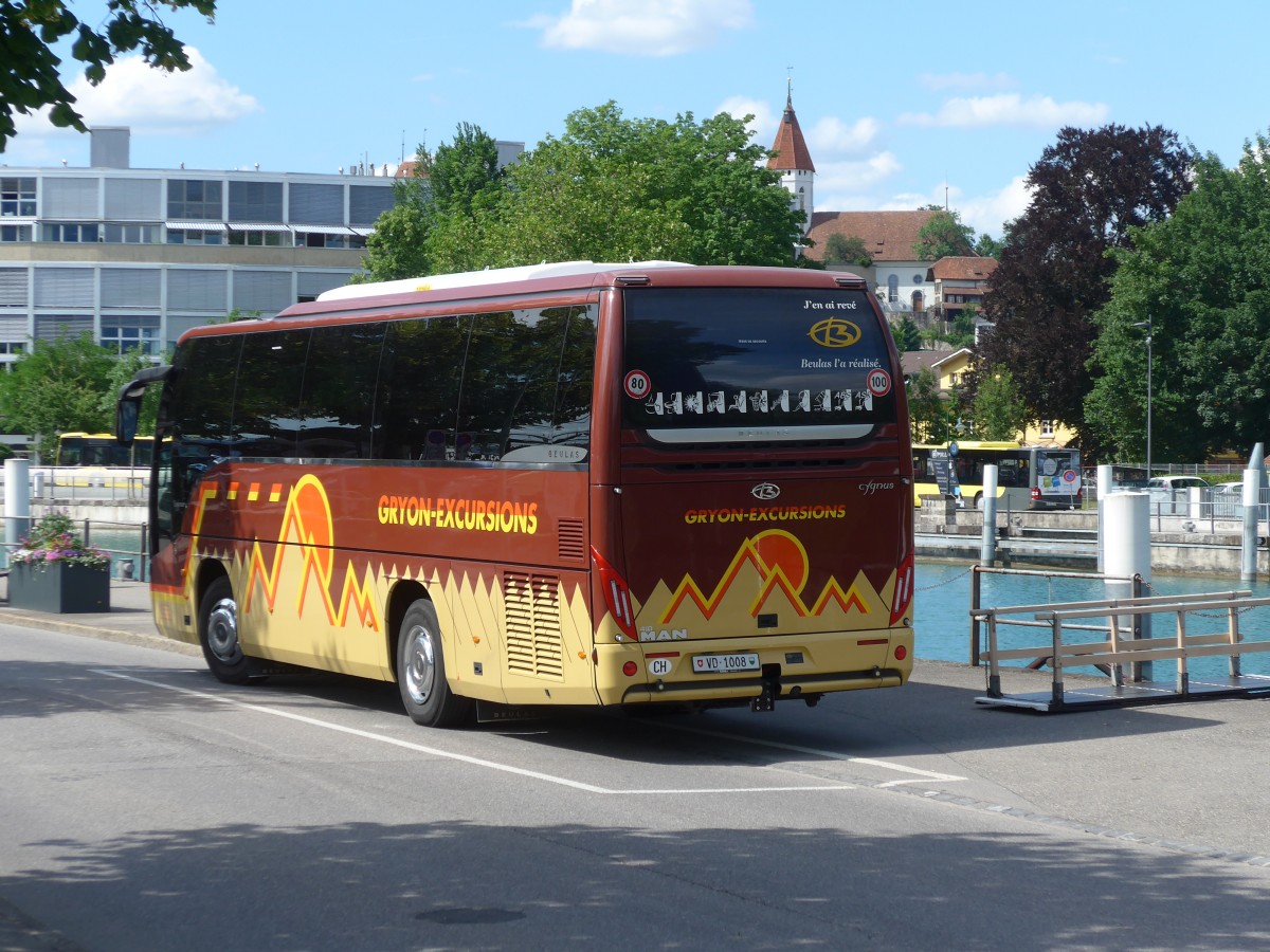 (162'037) - Hauser, Gryon - VD 1008 - MAN/Beulas am 13. Juni 2015 bei der Schifflndte Thun