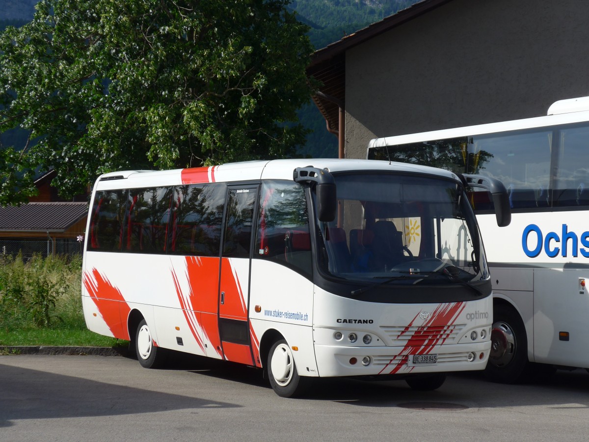 (162'047) - Stuker, Melchnau - BE 338'845 - Toyota/Caetano am 13. Juni 2015 in Meiringen, Balm