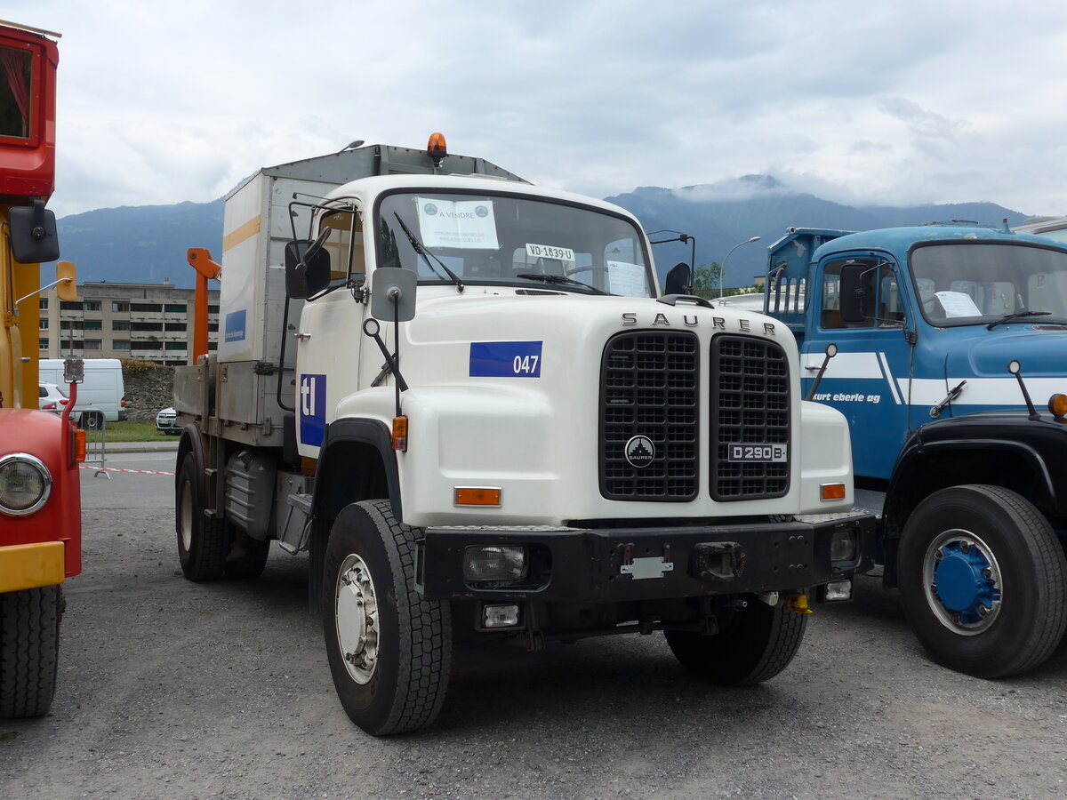 (162'279) - TL Lausanne - Nr. 47/VD 1839 U - Saurer am 20. Juni 2015 in Aigle, Saurertreffen