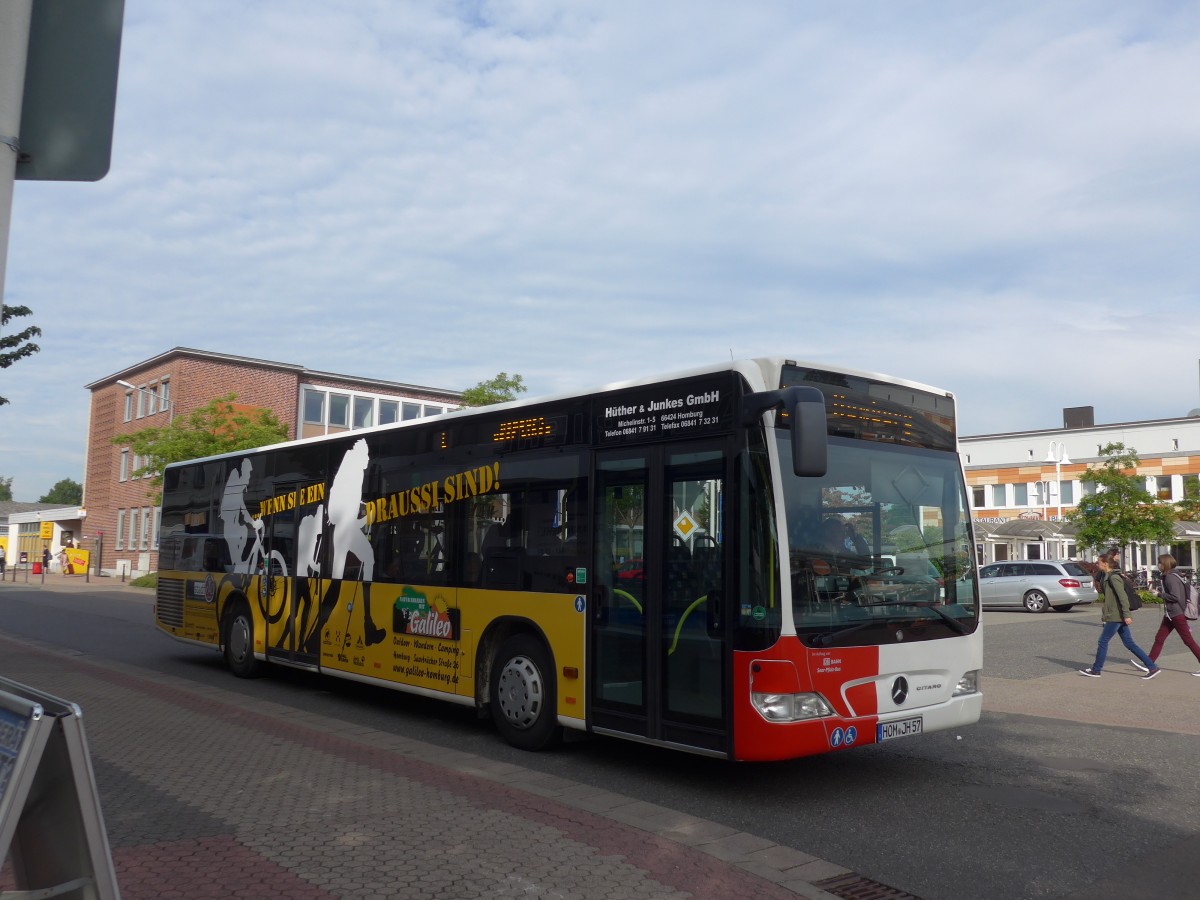 (162'575) - Hther&Junkes, Homburg - HOM-JH 57 - Mercedes am 25. Juni 2015 beim Bahnhof Homburg