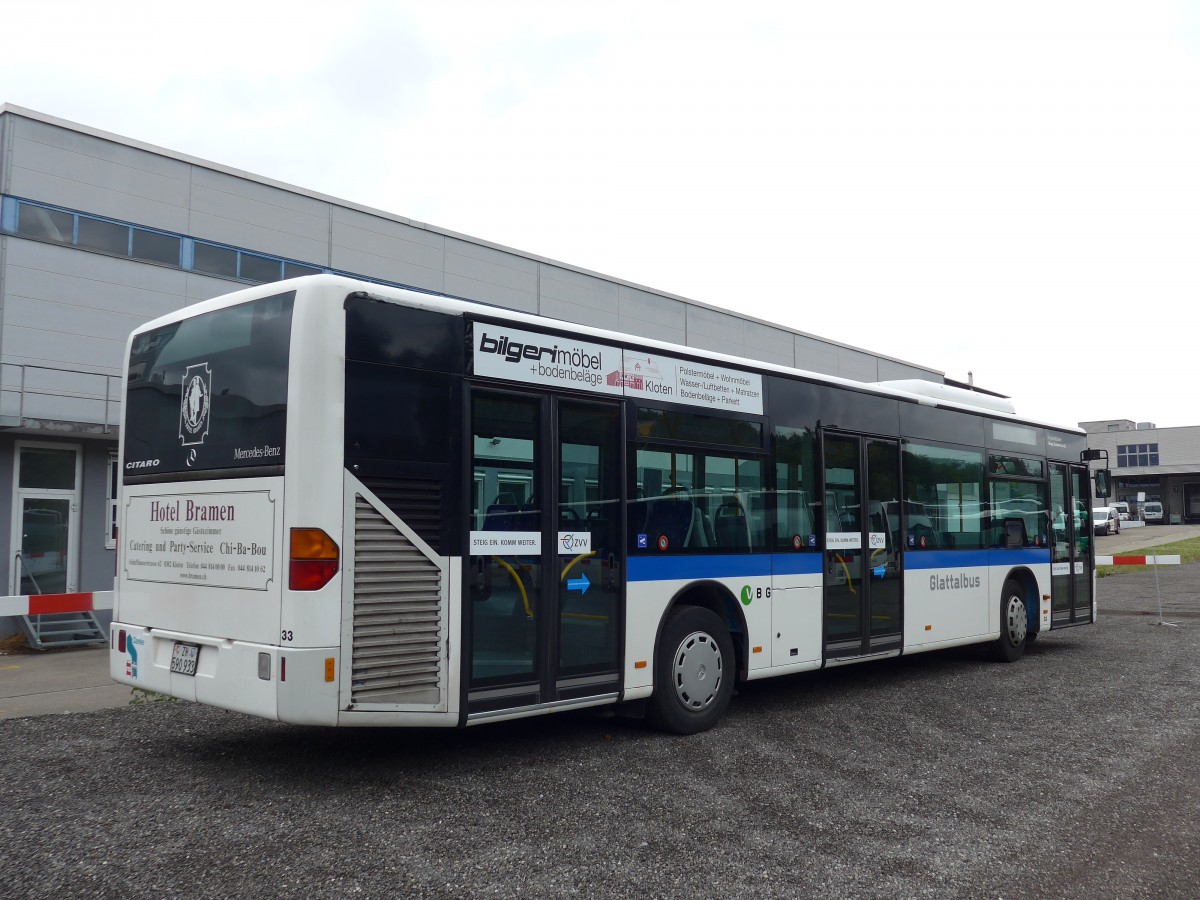 (163'351) - Maag, Kloten - Nr. 33/ZH 590'933 - Mercedes am 15. August 2015 in Kloten, EvoBus