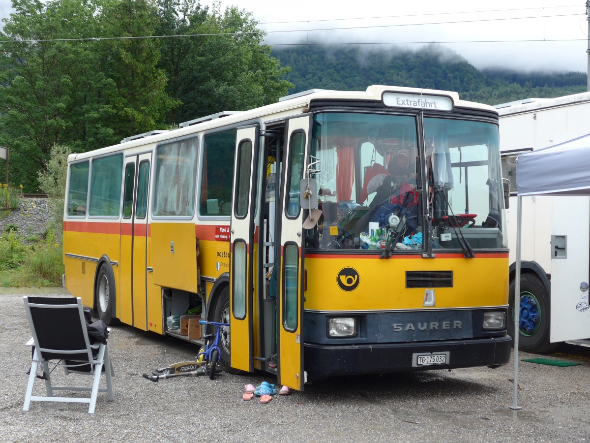 (163'513) - Aus der Schweiz: Schr, Ettenhausen - TG 175'032 - Saurer/R&J (ex Zimmermann, Kerns; ex Amstein, Willisau) am 16. August 2015 in Schaan, Wohnbustreffen