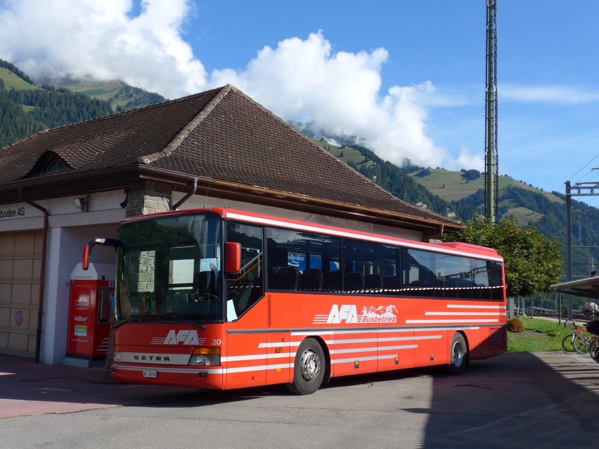 (163'662) - AFA Adelboden - Nr. 20/BE 26'706 - Setra (ex Nr. 6) am 20. August 2015 beim Bahnhof Frutigen