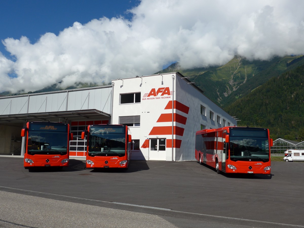 (163'683) - AFA Adelboden - Nr. 95 + Nr. 27 + Nr. 28/BE 43'089 - Mercedes am 20. August 2015 in Frutigen, Garage