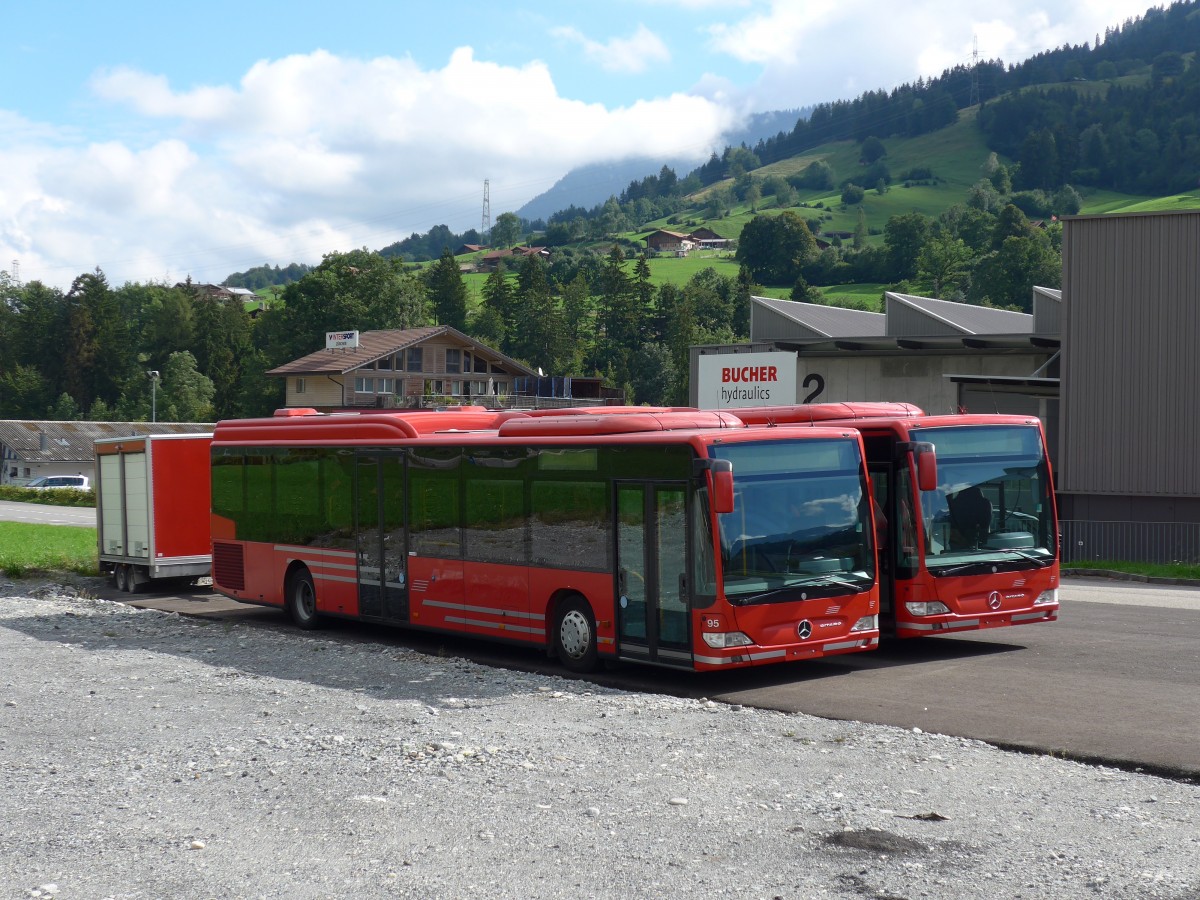 (164'400) - AFA Adelboden - Nr. 95 - Mercedes am 6. September 2015 in Frutigen, Garage