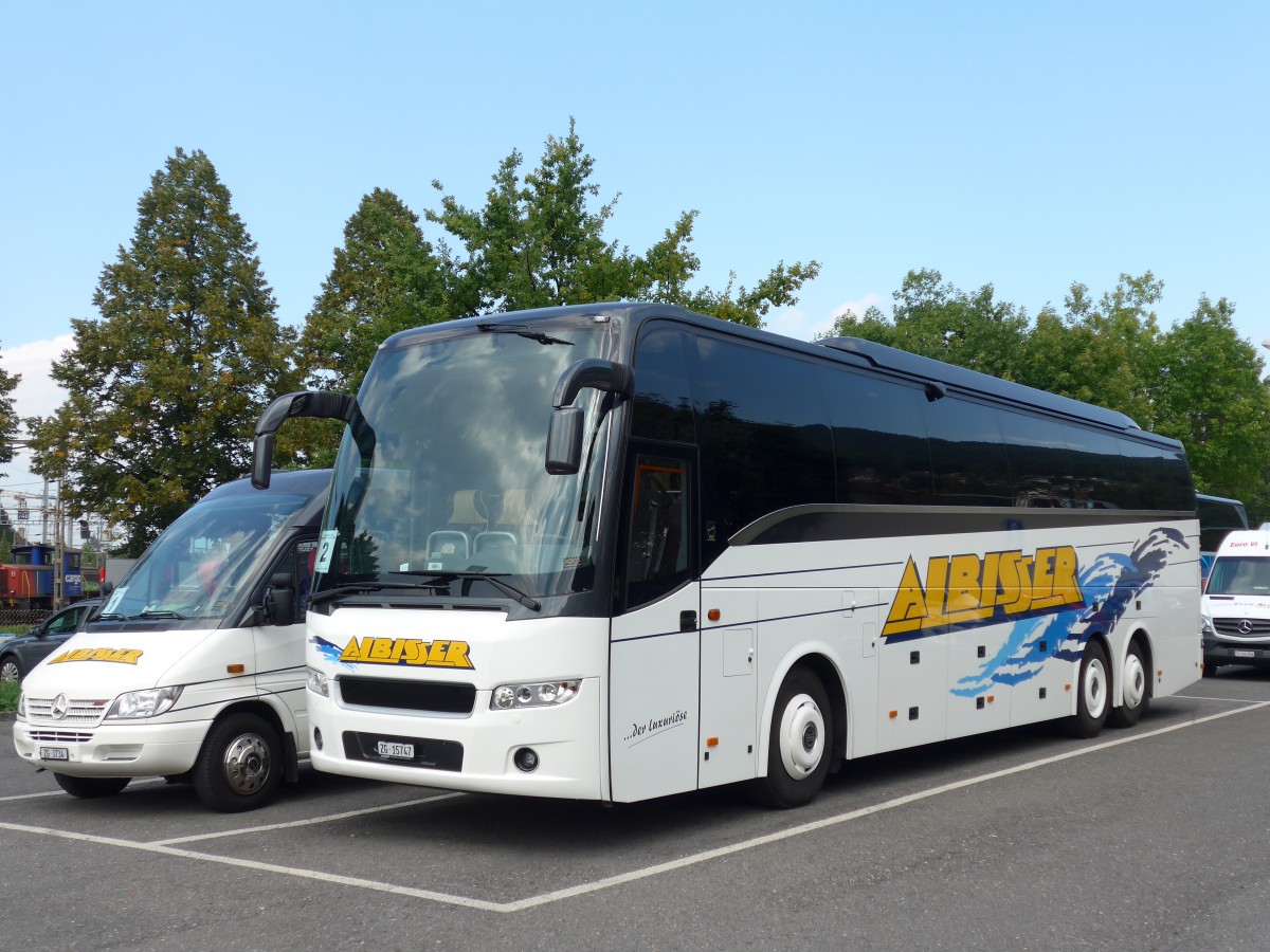 (164'550) - Albisser, Aegeri - ZG 15'747 - Volvo am 10. September 2015 in Thun, Seestrasse