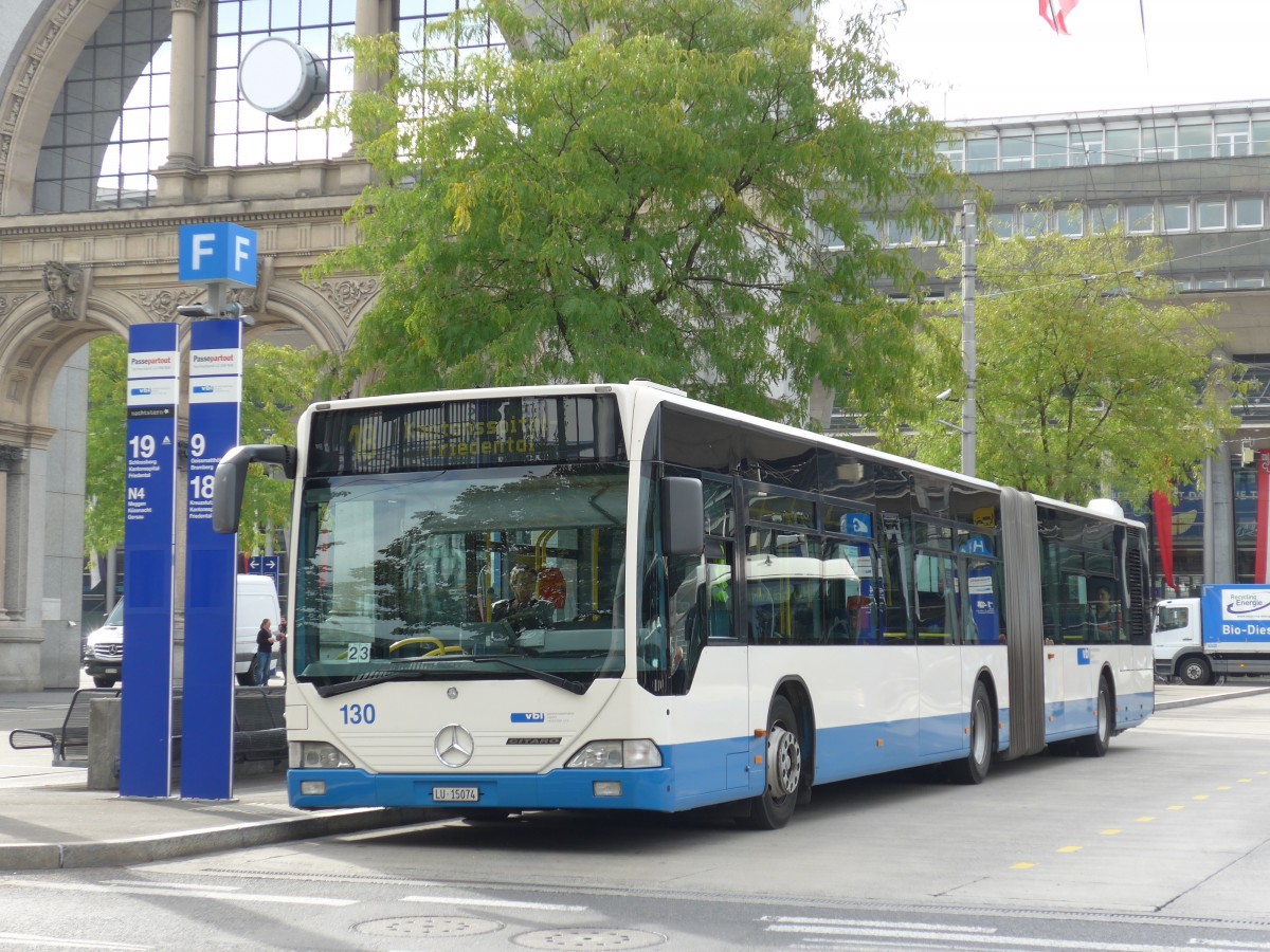 (164'879) - VBL Luzern - Nr. 130/LU 15'074 - Mercedes am 16. September 2015 beim Bahnhof Luzern