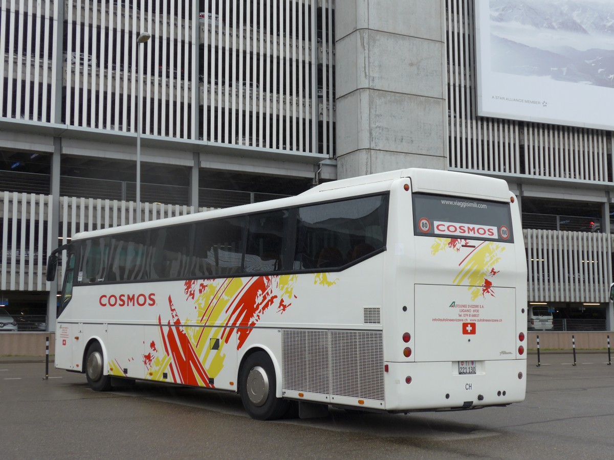 (165'006) - Autolinee Svizzere, Lugano - TI 221'130 - Bova am 17. September 2015 in Zrich, Flughafen