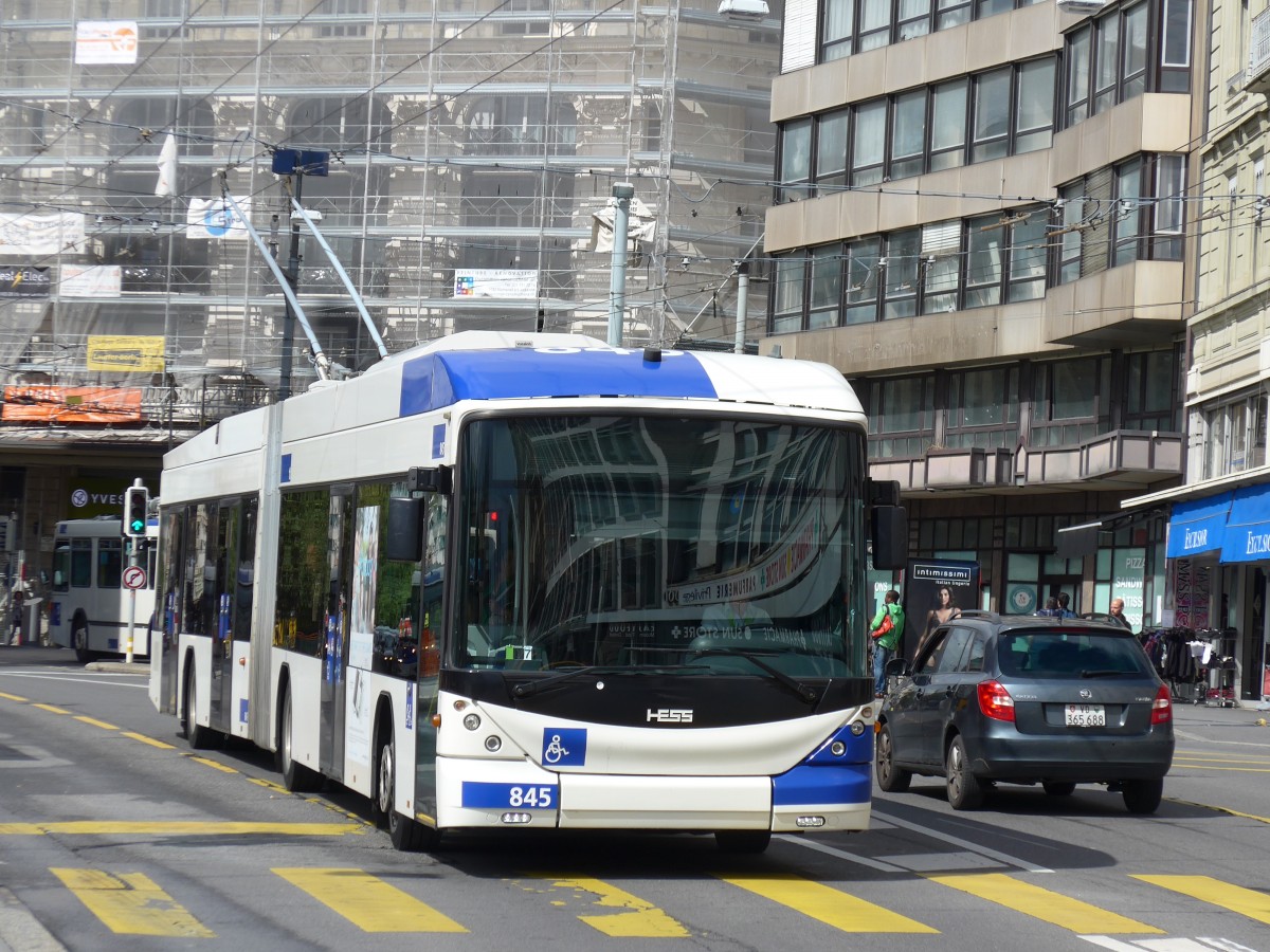 (165'123) - TL Lausanne - Nr. 845 - Hess/Hess Gelenktrolleybus am 18. September 2015 in Lausanne, Bel-Air