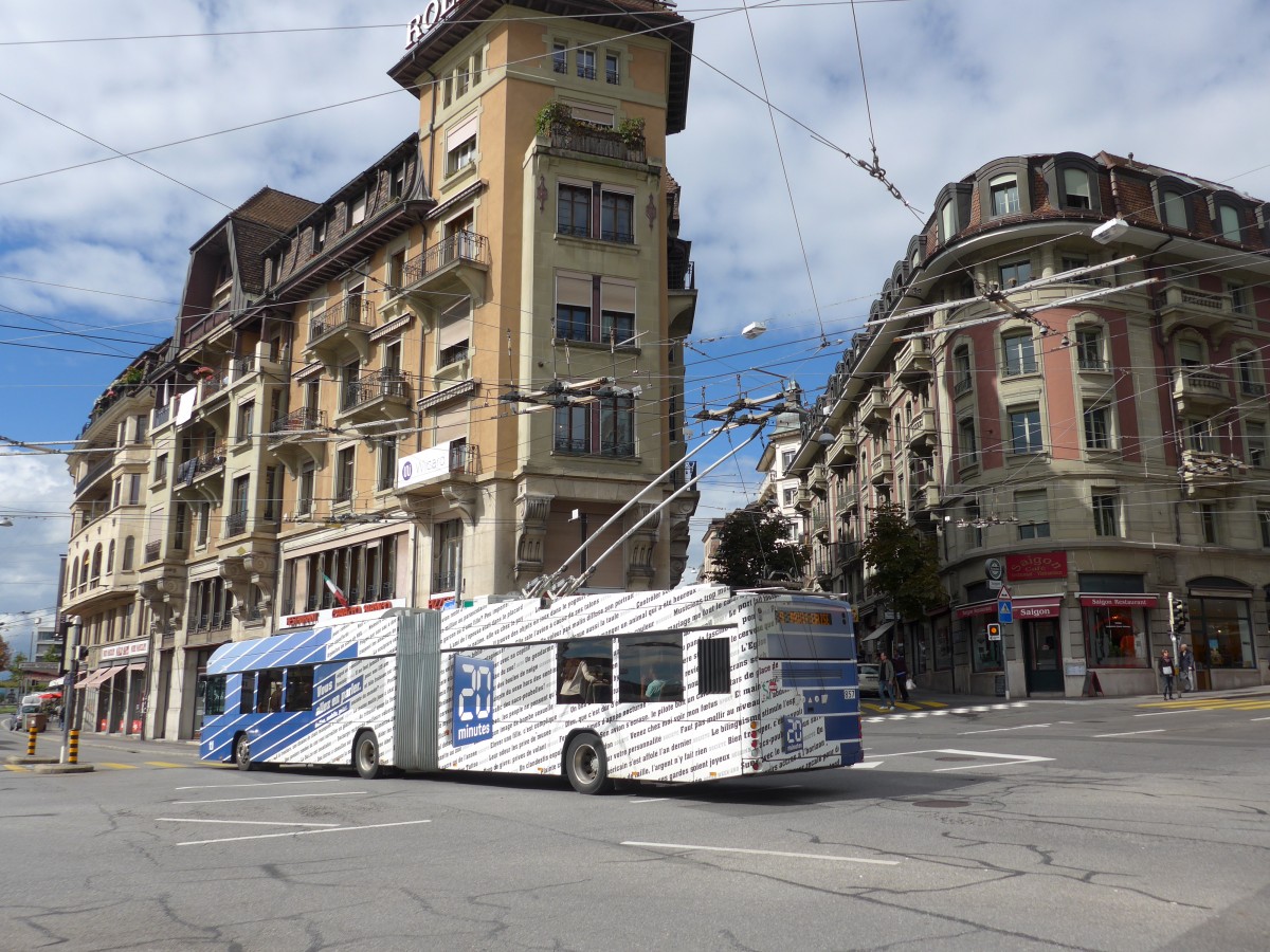 (165'172) - TL Lausanne - Nr. 857 - Hess/Hess Gelenktrolleybus am 18. September 2015 in Lausanne, Chauderon