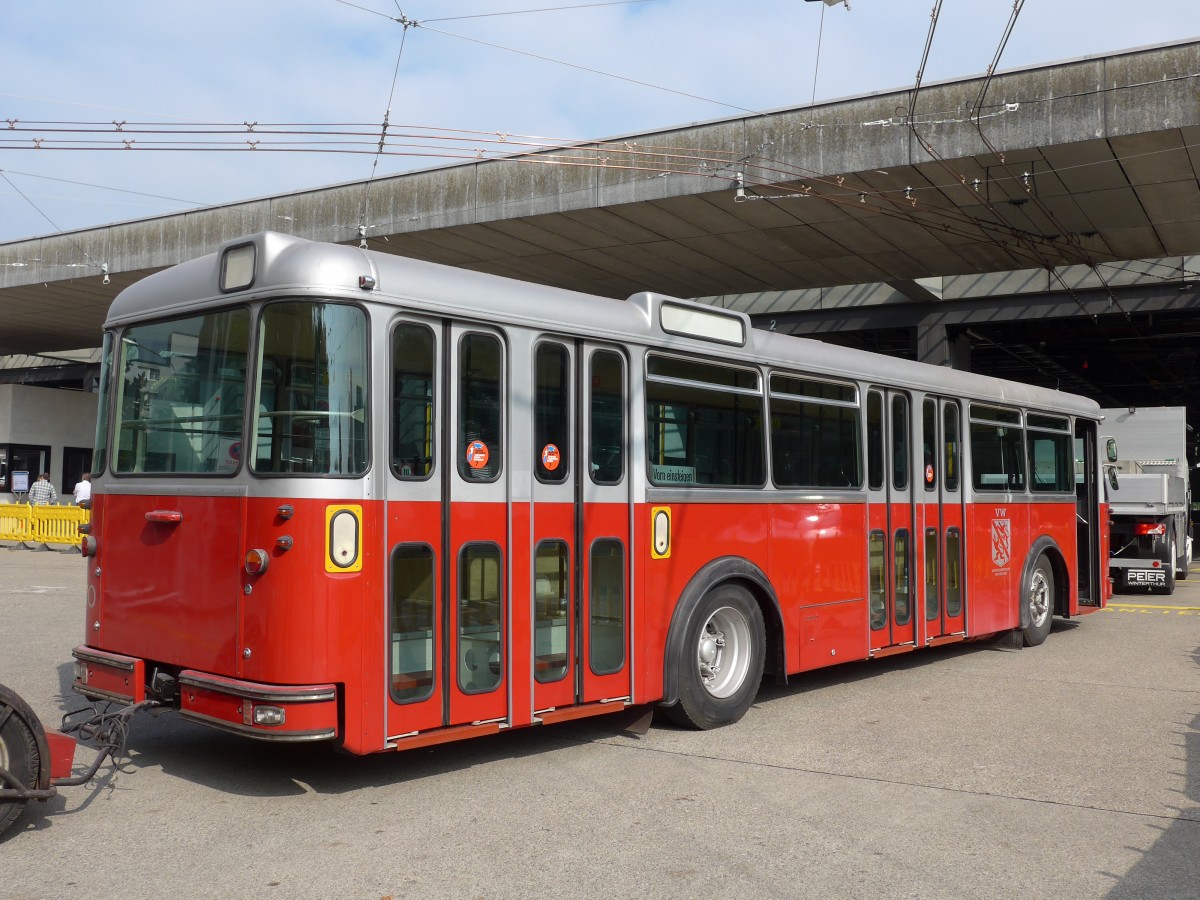 (165'863) - VW Winterthur - Nr. 210 - Saurer/Tscher am 26. September 2015 in Winterthur, Depot Grzefeld