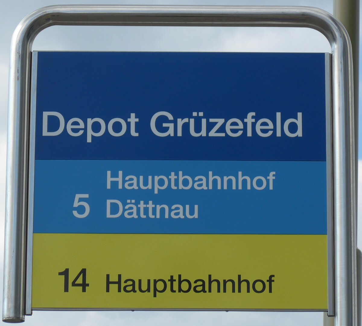 (165'900) - SBW-Haltestellenschild - Winterthur, Depot Grzefeld - am 26. September 2015