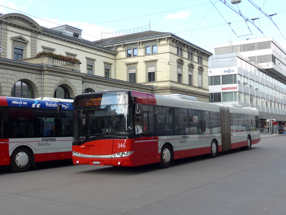 (165'916) - SW Winterthur - Nr. 346/ZH 766'346 - Solaris am 26. September 2015 beim Hauptbahnhof Winterthur