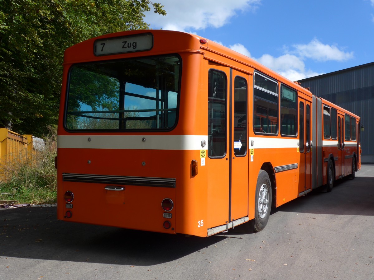 (165'975) - ZVB Zug (RWB) - Nr. 35 - FBW/Hess am 4. Oktober 2015 in Burgdorf, kihof Ziegelgut