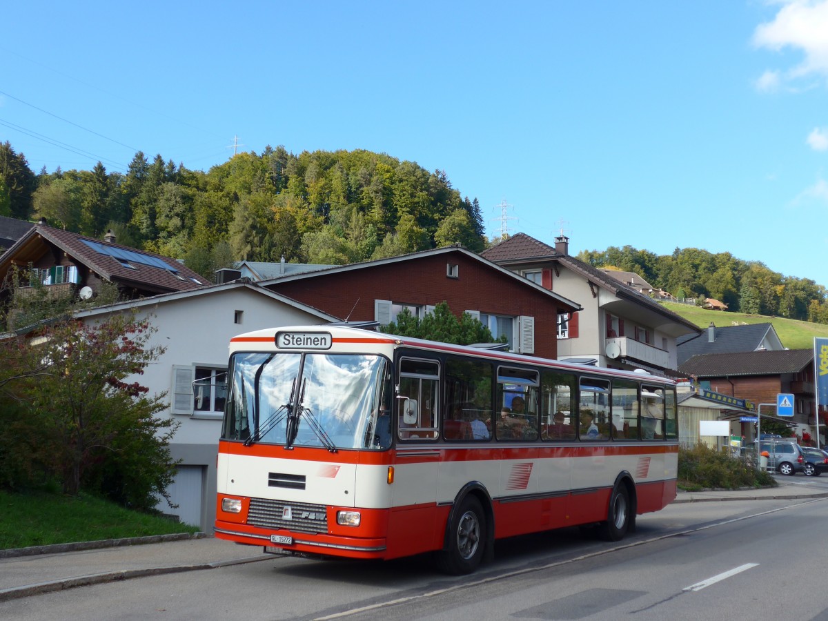 (166'039) - Frey, Opfikon - GL 15'272 - FBW/R&J (ex Tiemann, Oetwil Nr. 20; ex AAGS Schwyz Nr. 20) am 4. Oktober 2015 in Heimiswil, Post