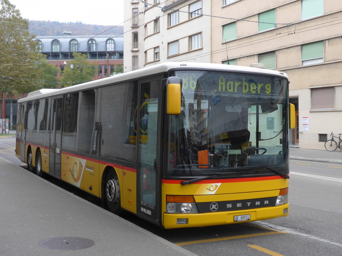 (166'304) - AVA Aarberg - Nr. 11/BE 88'931 - Setra (ex Nr. 8) am 24. Oktober 2015 in Biel, Bahnhofplatz