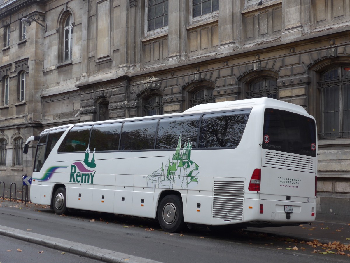 (167'090) - Aus der Schweiz: Remy, Lausanne - VD 1339 - Mercedes am 17. November 2015 in Paris, Anvers