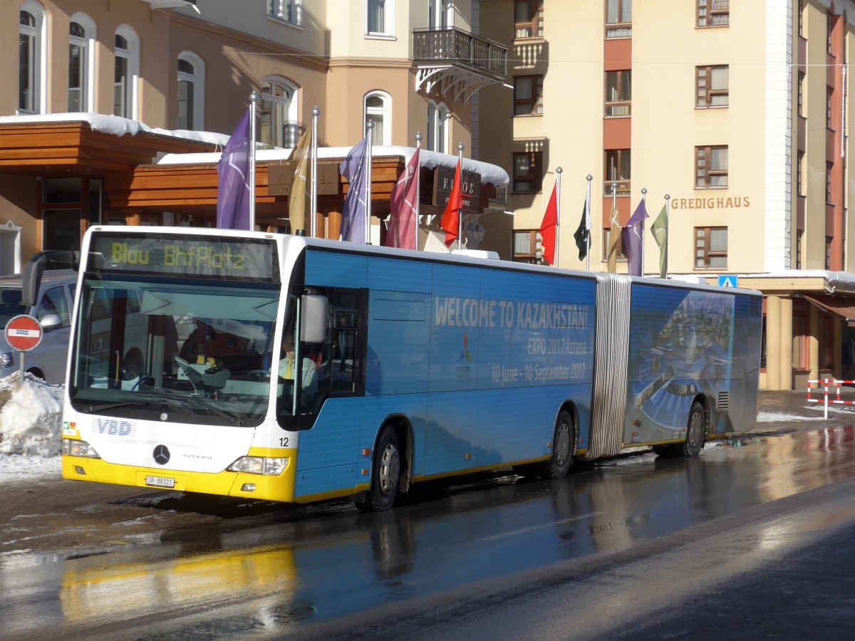 (168'530) - VBD Davos - Nr. 12/GR 88'321 - Mercedes am 23. Januar 2016 beim Bahnhof Davos Dorf