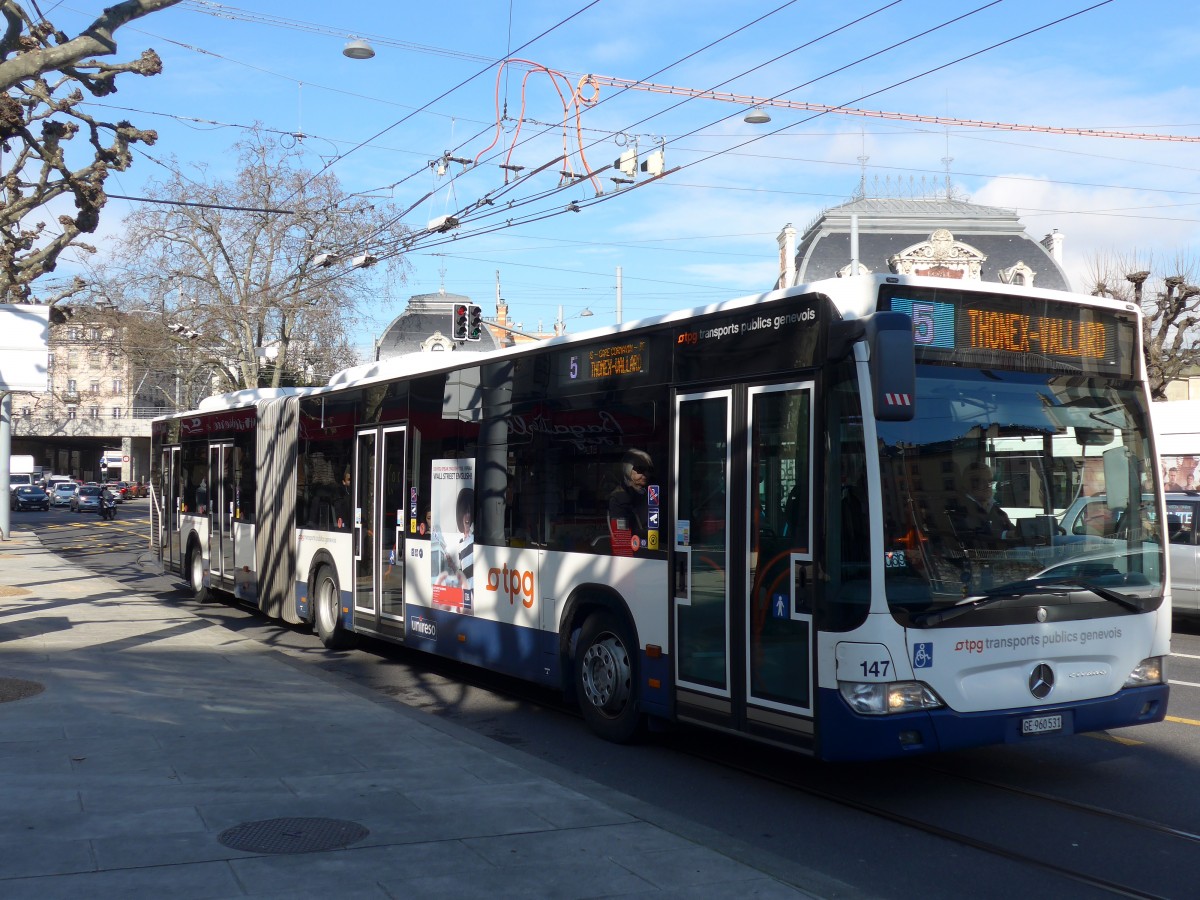 (169'083) - TPG Genve - Nr. 147/GE 960'531 - Mercedes am 7. Mrz 2016 in Genve, Place des Vingt-Deux-Cantons