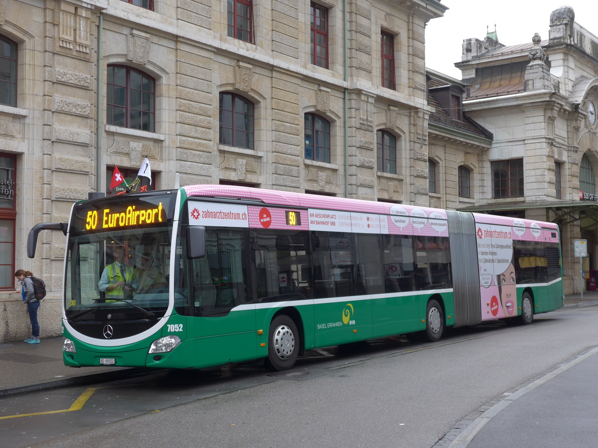 (170'076) - BVB Basel - Nr. 7052/BS 99'352 - Mercedes am 16. April 2016 beim Bahnhof Basel