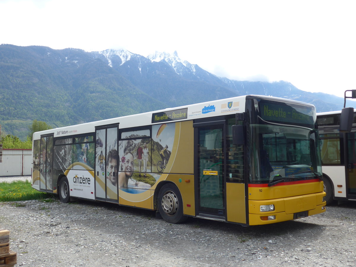 (170'208) - Buchard, Leytron - Nr. 92 - MAN (ex TN Neuchtel Nr. 224) am 24. April 2016 in Leytron, Garage