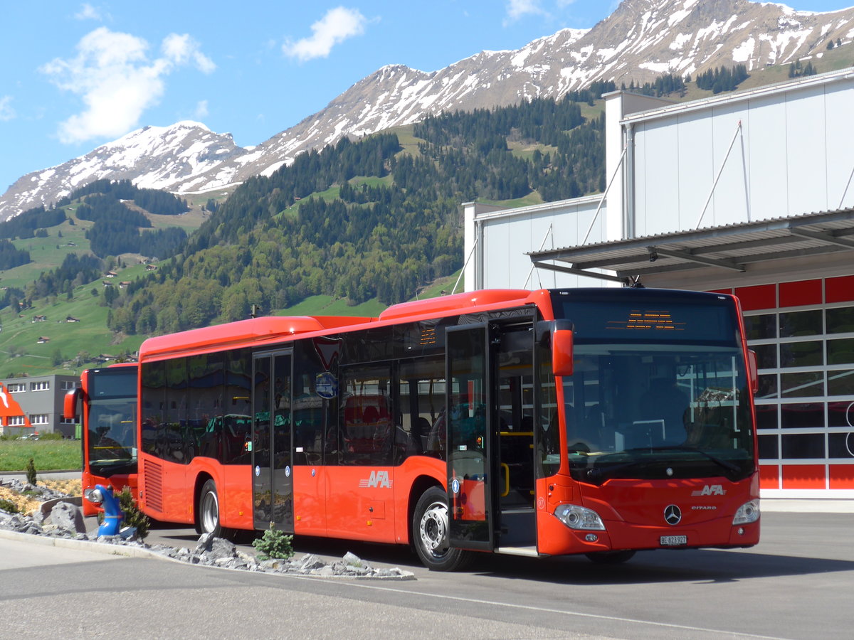 (170'435) - AFA Adelboden - Nr. 97/BE 823'927 - Mercedes am 10. Mai 2016 in Frutigen, Garage