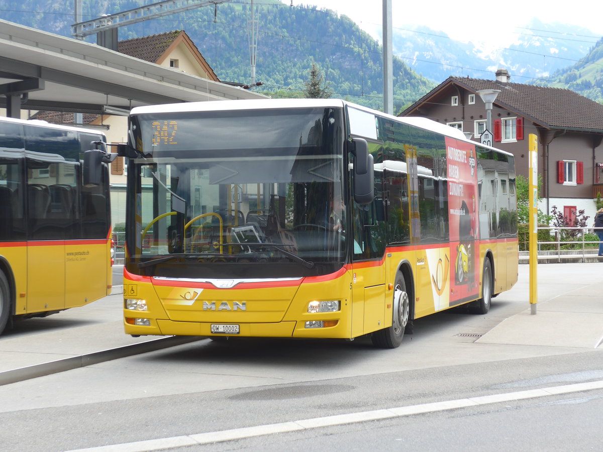 (170'832) - Dillier, Sarnen - Nr. 5/OW 10'002 - MAN am 14. Mai 2016 beim Bahnhof Sarnen