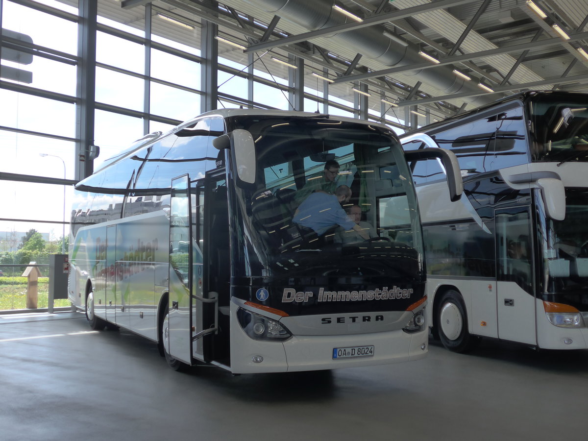 (171'120) - Jrg, Immenstadt - OA-D 8024 - Setra am 20. Mai 2016 in Neu-Ulm, Setrawerk