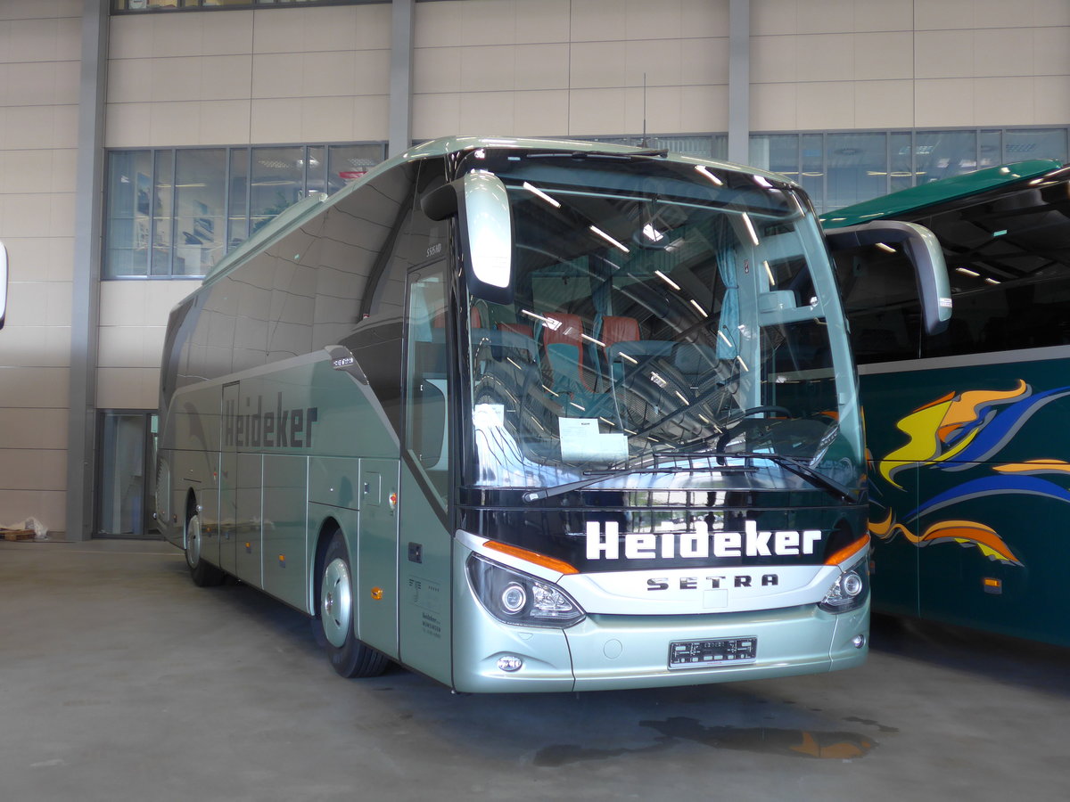 (171'122) - Heideker, Mnsingen - Setra am 20. Mai 2016 in Neu-Ulm, Setrawerk